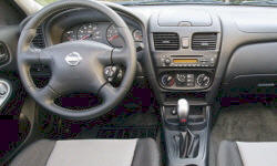 Nissan Models at TrueDelta: 2006 Nissan Sentra interior