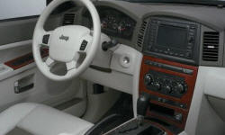 2010 Jeep Grand Cherokee interior