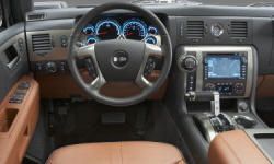 Hummer Models at TrueDelta: 2009 Hummer H2 interior