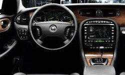 Jaguar Models at TrueDelta: 2009 Jaguar XJ interior