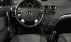 Hatch Models at TrueDelta: 2010 Pontiac G3 interior