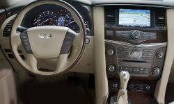 2014 Infiniti QX80 interior