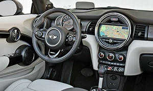 Mini Models at TrueDelta: 2021 Mini Convertible interior