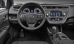 Toyota Models at TrueDelta: 2018 Toyota Avalon interior