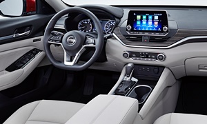 Sedan Models at TrueDelta: 2022 Nissan Altima interior