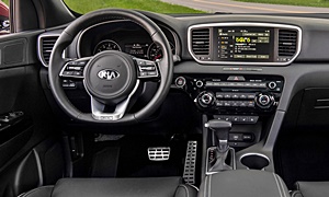 Kia Models at TrueDelta: 2022 Kia Sportage interior