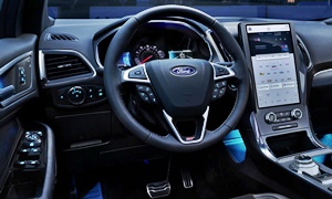 Ford Models at TrueDelta: 2022 Ford Edge interior
