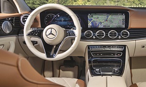 Mercedes-Benz Models at TrueDelta: 2023 Mercedes-Benz E-Class interior