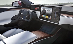 Hatch Models at TrueDelta: 2022 Tesla Model S interior