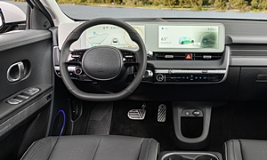 Hyundai Models at TrueDelta: 2023 Hyundai Ioniq 5 interior
