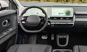 Hyundai Models at TrueDelta: 2025 Hyundai Ioniq 5 interior