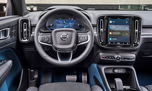 SUV Models at TrueDelta: 2023 Volvo C40 interior