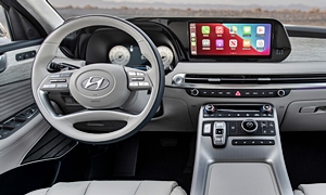 Hyundai Models at TrueDelta: 2025 Hyundai Palisade interior