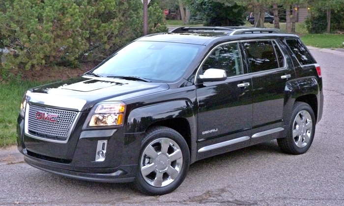 GMC Terrain Denali front quarter view