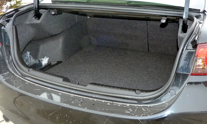 Mazda6 Reviews: 2014 Mazda6 Grand Touring trunk