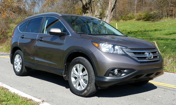 CR-V Reviews: 2013 Honda CR-V EX-L front quarter view