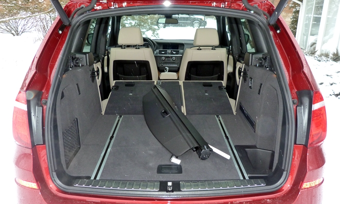 X3 Reviews: 2013 BMW X3 cargo area seats folded
