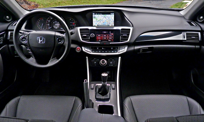Honda Accord Photos: 2013 Honda Accord Coupe V6 full instrument panel
