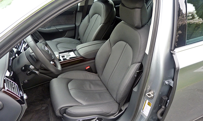 Audi A8 / S8 Photos: Audi A8 L driver seat
