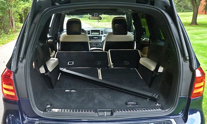 GL-Class Reviews: Mercedes-Benz GL350 cargo area all seats folded