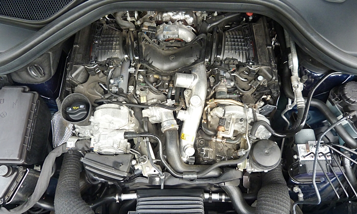 GL-Class Reviews: Mercedes-Benz GL350 diesel engine uncovered