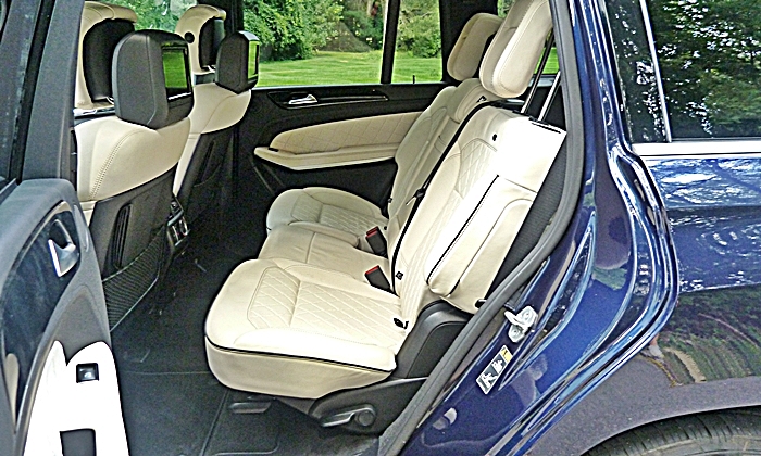 GL-Class Reviews: Mercedes-Benz GL350 second-row seats