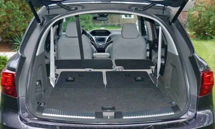 MDX Reviews: 2014 Acura MDX cargo area both rows folded