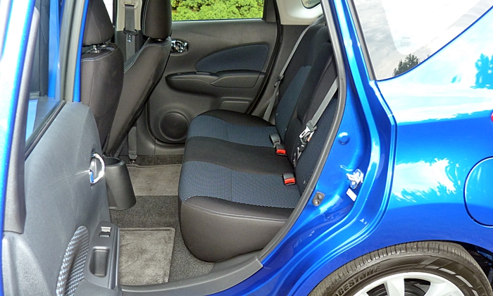 Versa Note Reviews: Nissan Versa Note rear seat