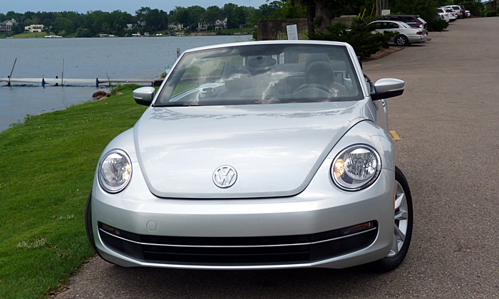 Beetle Reviews: VW Beetle Convertible front view