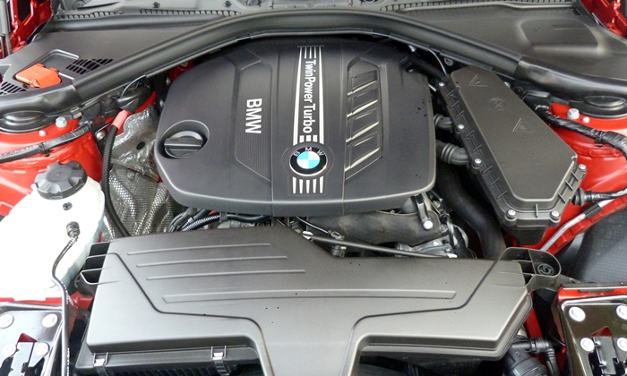 3-Series Reviews: BMW 328d engine