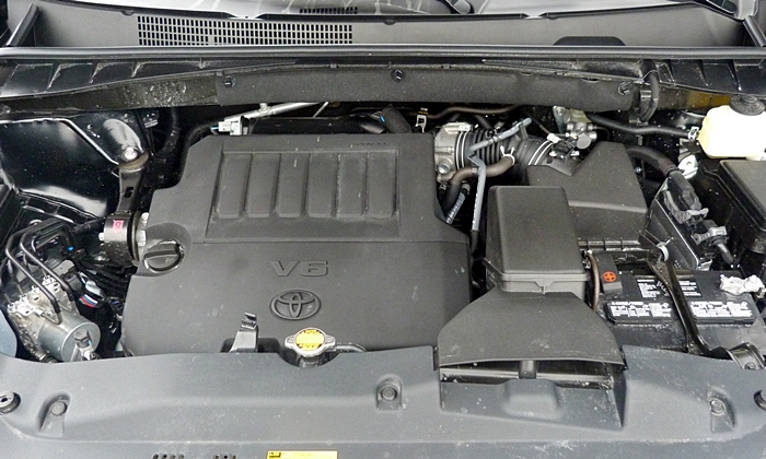 Toyota Highlander Photos: Toyota Highlander engine