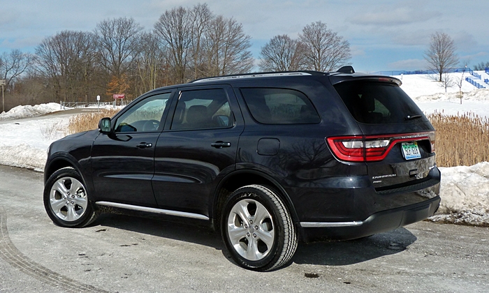 Durango Reviews: Dodge Durango Limited rear quarter view
