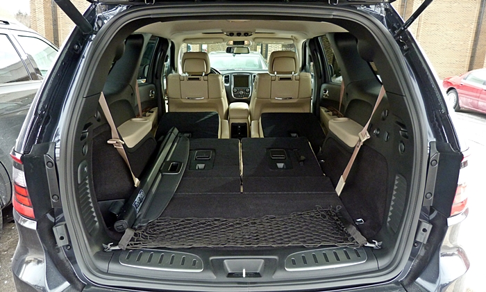 Durango Reviews: Dodge Durango cargo area both rows folded