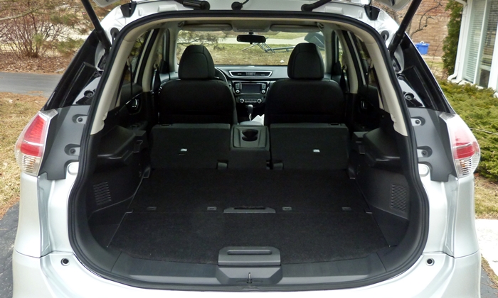 Rogue Reviews: Nissan Rogue cargo area seats folded floor raised