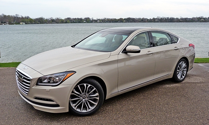 Genesis Reviews: Hyundai Genesis front quarter close
