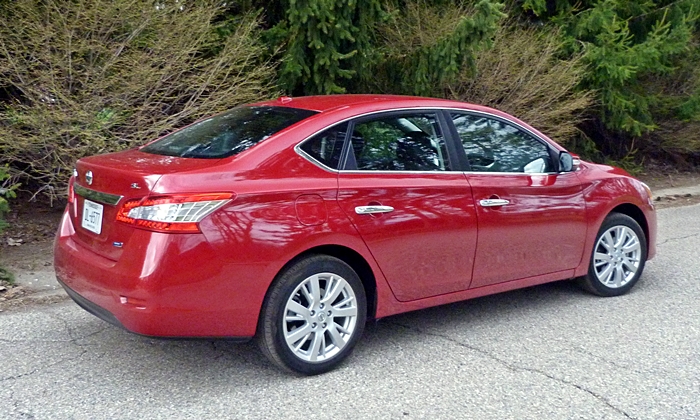 Sentra Reviews: 2014 Nissan Sentra rear quarter view