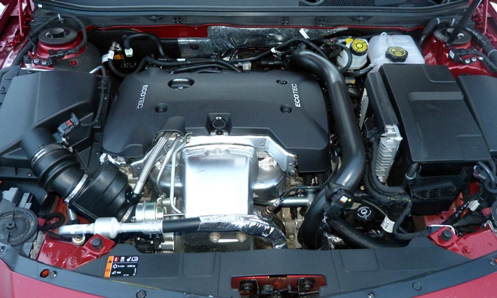 Regal Reviews: Buick Regal GS engine