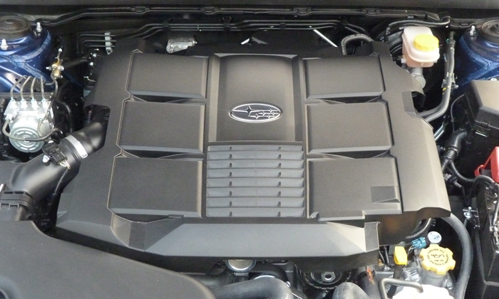 Subaru Legacy Photos: Subaru Legacy 3.6R Limited engine
