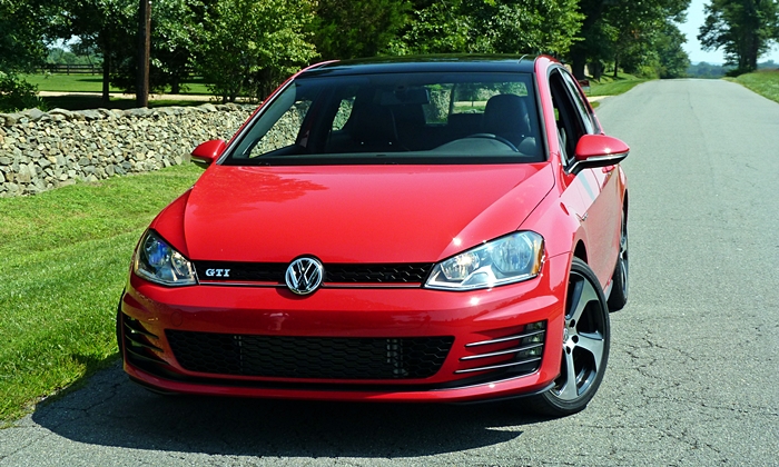 Golf / GTI Reviews: Volkswagen GTI front view