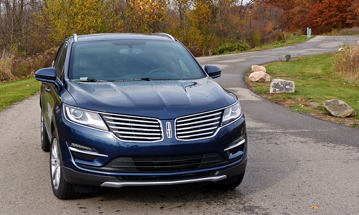 MKC Reviews: Lincoln MKC front view