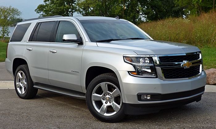 Chevrolet Tahoe front quarter view