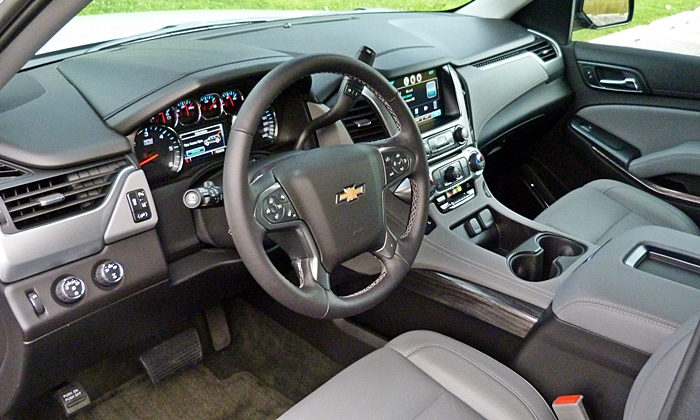 Tahoe / Suburban Reviews: Chevrolet Tahoe LT interior