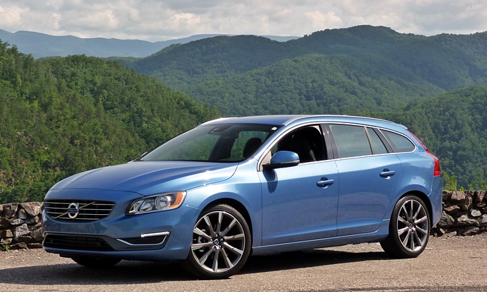 Volvo V60 front quarter view