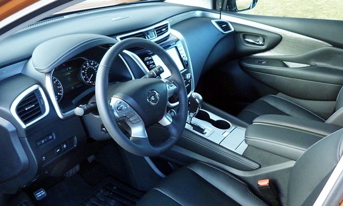Murano Reviews: Nissan Murano interior