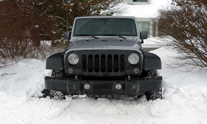 Wrangler Reviews: Jeep Wrangler front view snow wall