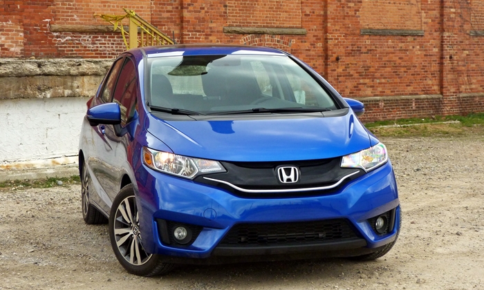 Honda Fit Photos: 2015 Honda Fit front view