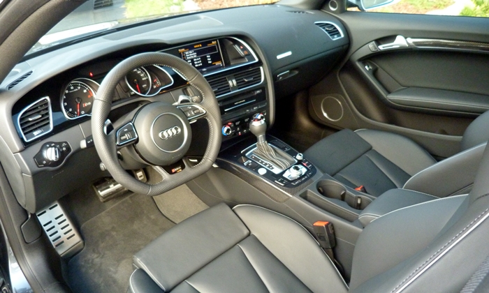 Ford Mustang Photos: 2015 Audi RS 5 interior