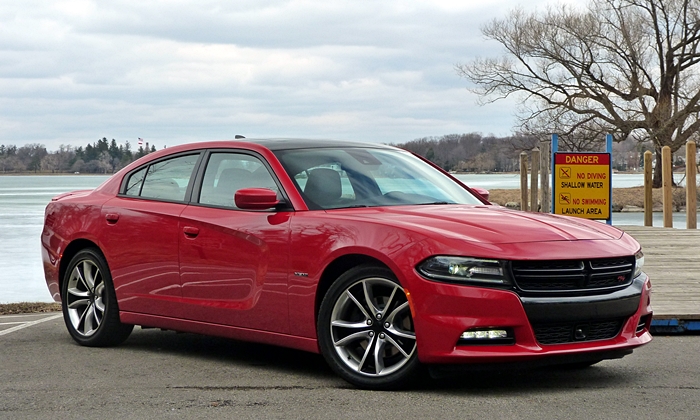 Dodge Charger R/T front quarter view