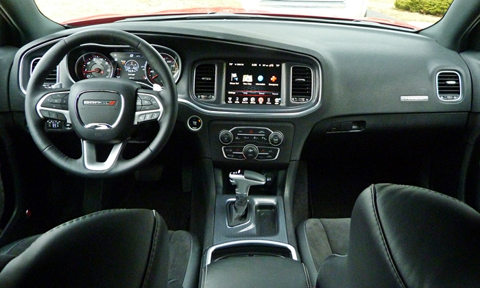 Dodge Charger Photos: Dodge Charger R/T instrument panel full width