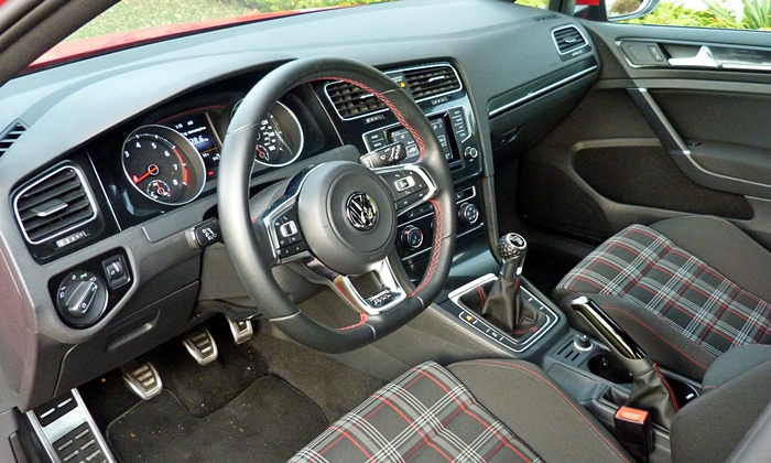 Mini Hardtop Photos: Volkswagen GTI interior